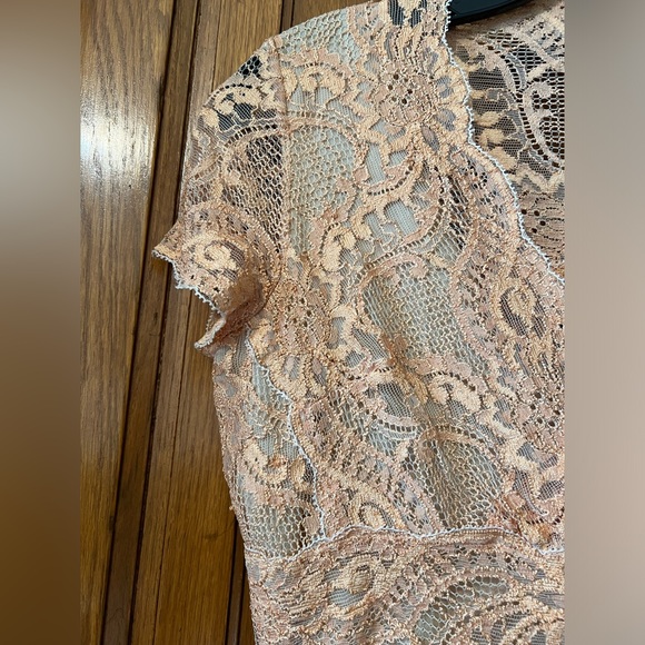 Vintage Kay Celine Bodycon Peach Lace Top Size Small NWOT New Condition - Picture 3 of 7